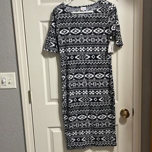 NWT LuLaRoe Julia Dress